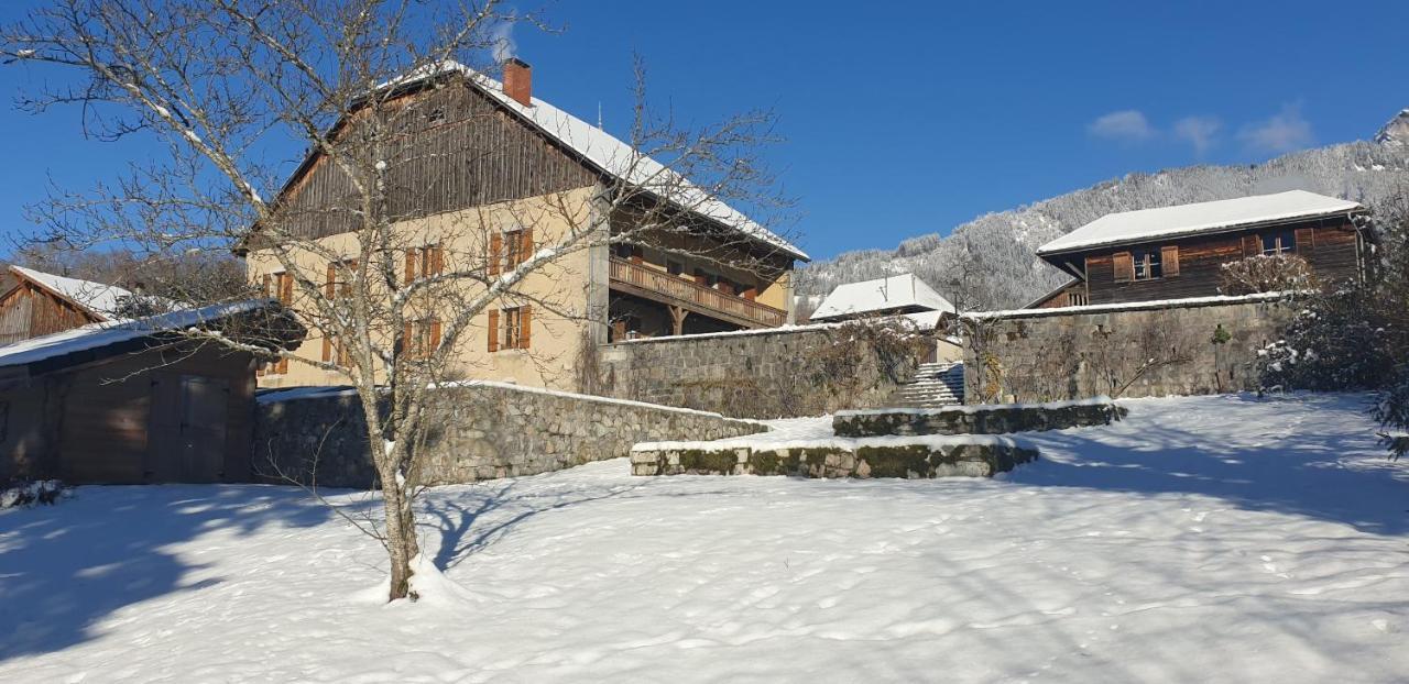 La Belle Des Praz Villa Mieussy Exterior photo